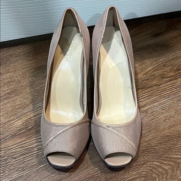 Taryn Rose Tan Peep-Toe Heels - Picture 1 of 10